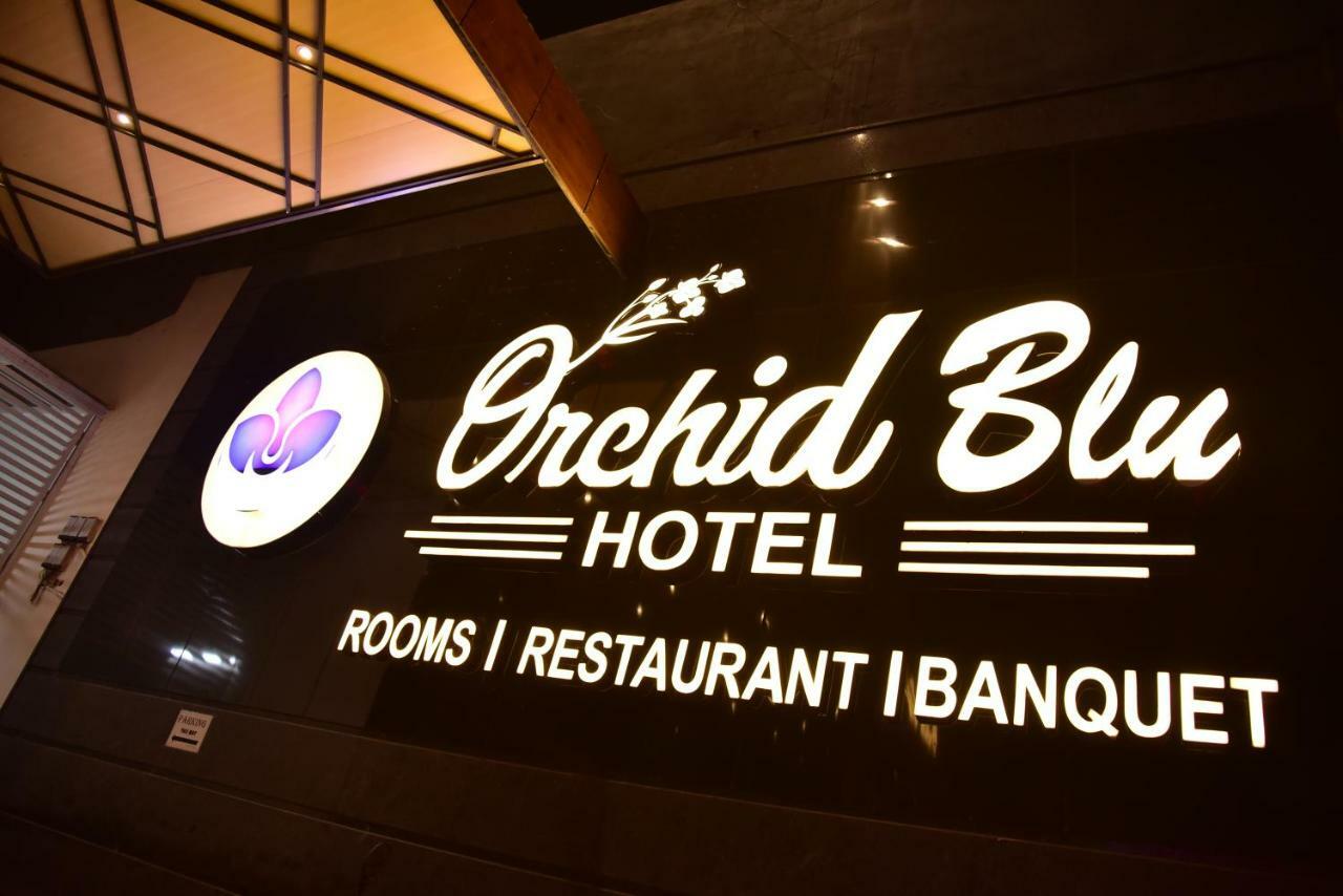 Hotel Orchid Blu Aligarh Kültér fotó